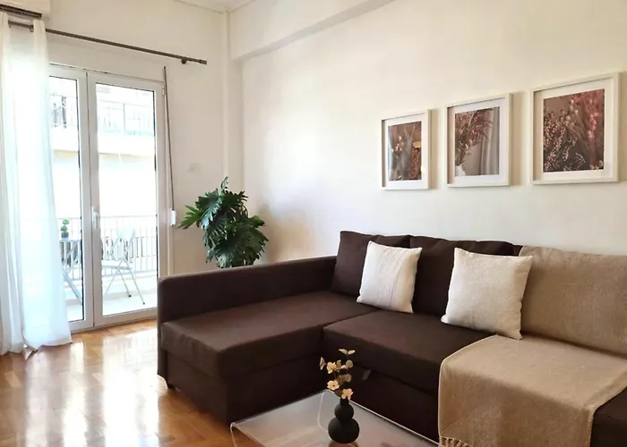 Phaedrus Living Piraeus Abstract Flat